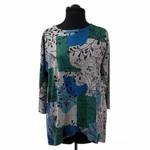 Grey Long Sleeve Tee with Blue & Green Botanical Blocks